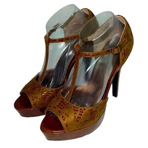 Brand New Delicious brown Woven Wedge Platform sandals size 9 D16